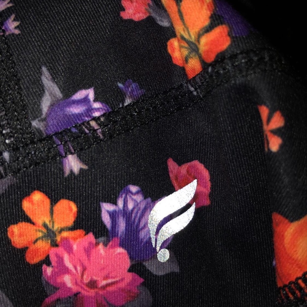 Fabletics leggings - Picture 3 of 3